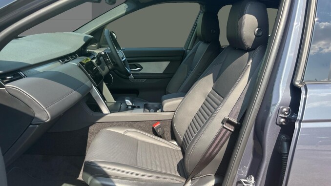 Land Rover Discovery Sport 2.0 D200 Landmark 5dr Auto [5 Seat] Diesel Station Wagon - Image 3